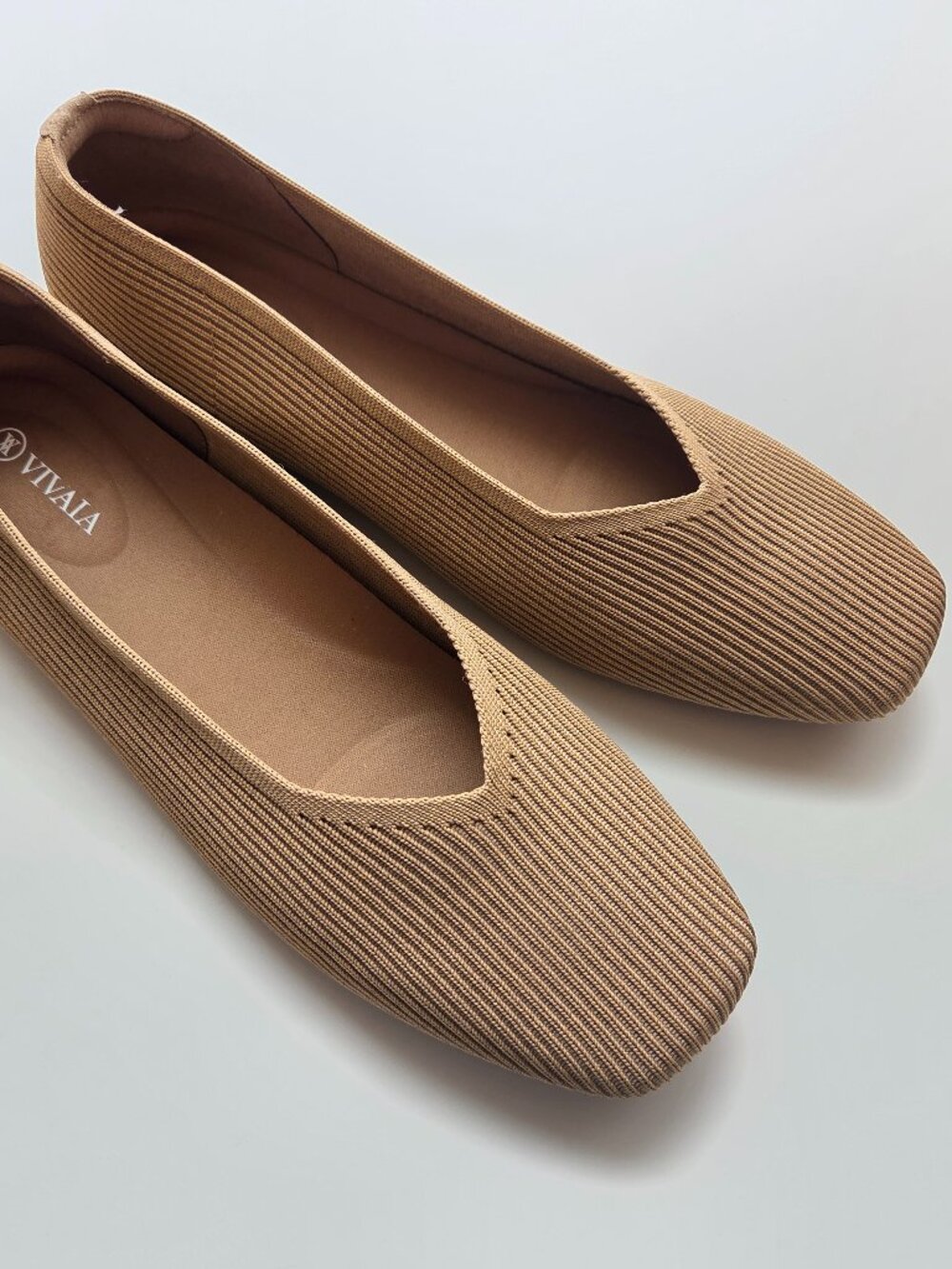 Vivaia Margot Square Toe V-Cut Flats EU 42 / 10.5 Wide Nutmeg Tan Beige Neutral